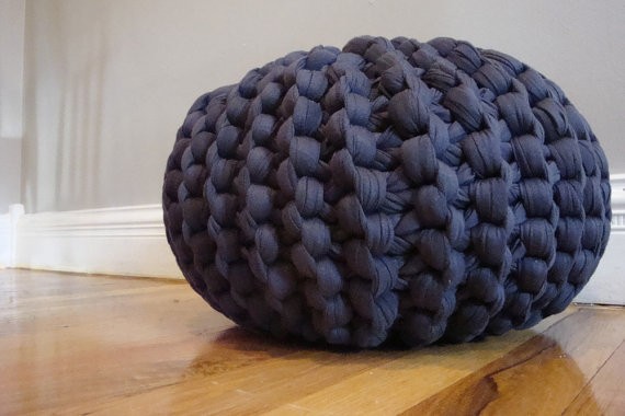 Pictures of Super Chuky Knit Pouf Pattern