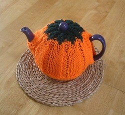 Pictures of Pumpkin Tea Cozy Knitting Pattern